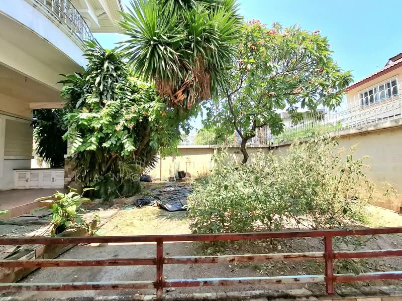 บ้านเดี่ยวสุขุมวิท71, Bangkok, Phra Kanong Nua, Watthana, Bangkok, 5 Bedrooms, 442 sqm, Single Detached House For Sale, by Thanitcha Kangkasuwanno, 500262166 - DDproperty.com