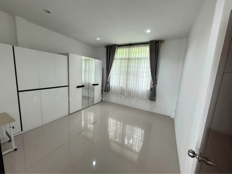 บ้าน 4-ห้องนอน, ชลบุรี, หนองปรือ, บางละมุง, ชลบุรี, 325 ตร.ม., บ้านเดี่ยว ขาย, โดย Boonyanuch Unna, 500262200 - DDproperty.com