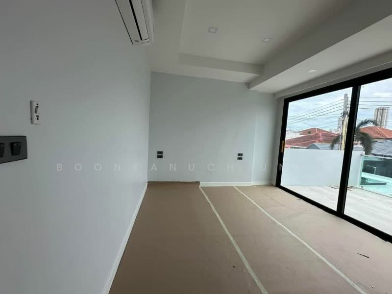 5-BR House, Chon Buri (Pattaya), Nong Pru, Bang Lamung (Pattaya), Chon Buri (Pattaya), 5 Bedrooms, 240 sqm, Single Detached House For Sale, by Boonyanuch Unna, 500262213 - DDproperty.com