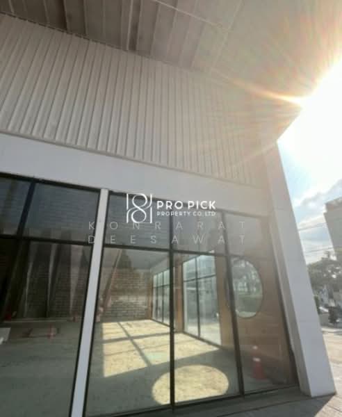 Retail Shop For Rent BTS Ekkamai For Restaurant Massage Cafe, Bangkok, สุขุมวิท, Khlong Tan Nua, Watthana, Bangkok, , 201 sqm, Retail Space For Rent, by Konrarat Deesawat, 500262217 - DDproperty.com