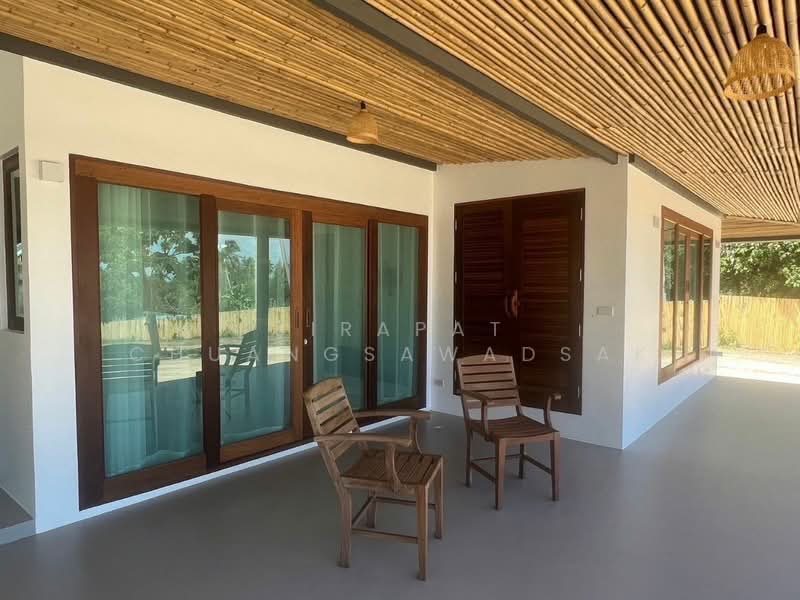 2-BR House, Prachuap Khiri Khan, Huai Yang, Thap Sakae, Prachuap Khiri Khan, 2 Bedrooms, 200 sqm, Single Detached House For Sale, by Jirapat Chuangsawadsak, 500262218 - DDproperty.com