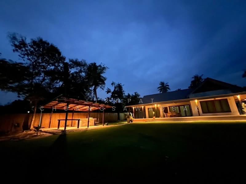 2-BR House, Prachuap Khiri Khan, Huai Yang, Thap Sakae, Prachuap Khiri Khan, 2 Bedrooms, 200 sqm, Single Detached House For Sale, by Jirapat Chuangsawadsak, 500262218 - DDproperty.com