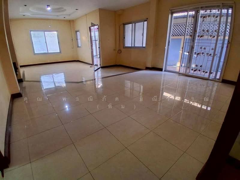 บ้านเดี่ยว 2 ชั้น 38 ตร.ว. หมู่บ้านปทุมวดี‬ ถนนกรุงเทพ-ปทุมธานี, ปทุมธานี, ถนนกรุงเทพ-ปทุมธานี, บางหลวง, เมืองปทุมธานี, ปทุมธานี, 150 ตร.ม., บ้านเดี่ยว ขาย, โดย คุณ พาณิภัค มณีวรรณ (พิม), 500262251 - DDproperty.com