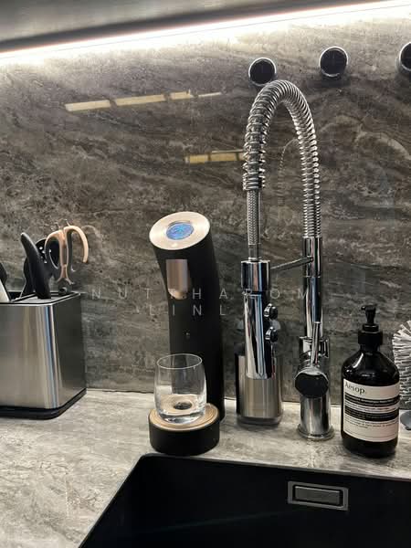 Noble Ploenchit, Bangkok, 1035 Ploenchit  Road, Lumphini, Pathum Wan, Bangkok, 1 Bedroom, 45 sqm, Condo For Sale, by Nuttharom Linla, 500262261 - DDproperty.com