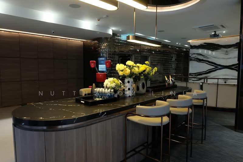 Fynn Asoke, Bangkok, 28 Sukhumvit 10 Alley, Khlong Toei, Khlong Toei, Bangkok, 1 Bedroom, 37 sqm, Condo For Sale, by Nuttharom Linla, 500262325 - DDproperty.com