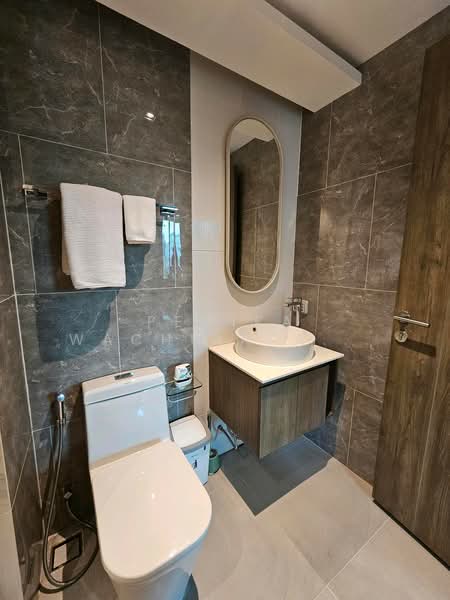 Lloyd Soonvijai-Thonglor, Bangkok, Soi Phetchaburi 47, Phetchaburi Road, Bang Kapi, Huai Khwang, Bangkok, 1 Bedroom, 31 sqm, Condo For Rent, by Pemika Wachiratanakorn, 500262343 - DDproperty.com