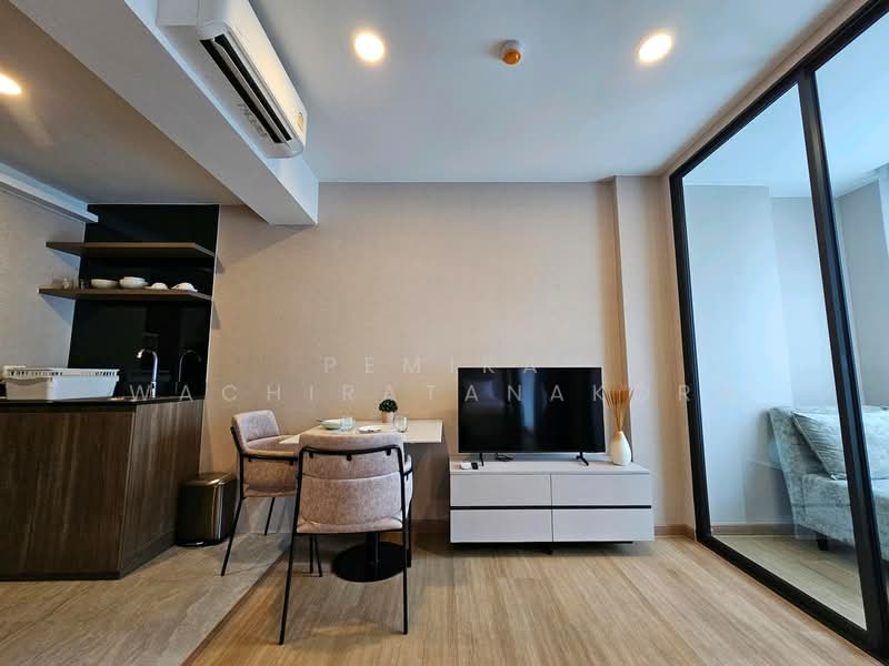 Lloyd Soonvijai-Thonglor, Bangkok, Soi Phetchaburi 47, Phetchaburi Road, Bang Kapi, Huai Khwang, Bangkok, 1 Bedroom, 31 sqm, Condo For Rent, by Pemika Wachiratanakorn, 500262343 - DDproperty.com