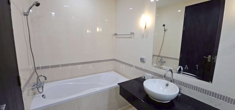 Baan Klang Krung Siam-Pathumwan, Bangkok, Petchburi Road, Thanon Phetchaburi, Ratchathewi, Bangkok, 1 Bedroom, 45 sqm, Condo For Rent, by Kittiya Chaiyasat, 500262368 - DDproperty.com