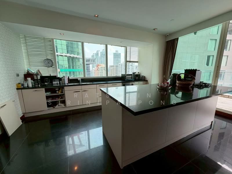 Le Raffine Jambunuda Sukhumvit 31, Bangkok, Sukhumvit 31, Khlongtoei Nua, Watthana, Bangkok, 3 Bedrooms, 347 sqm, Condo For Rent, by Ratsarin Sirinipaspong, 500262376 - DDproperty.com