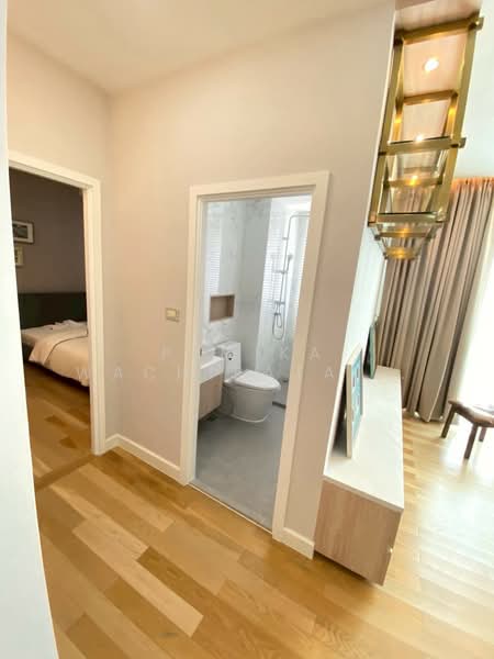 Siri At Sukhumvit, Bangkok, 902 Sukhumvit Road, Phra Kanong, Khlong Toei, Bangkok, 3 Bedrooms, 101 sqm, Condo For Sale, by Pemika Wachiratanakorn, 500262422 - DDproperty.com