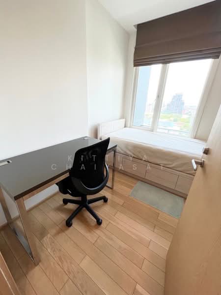 Siri At Sukhumvit, Bangkok, 902 Sukhumvit Road, Phra Kanong, Khlong Toei, Bangkok, 2 Bedrooms, 70 sqm, Condo For Sale, by Kittiya Chaiyasat, 500262426 - DDproperty.com