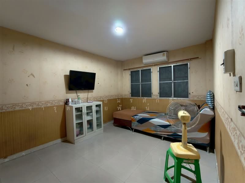 Moobaan Piyawararom Khlong 4, Pathum Thani, Sawai Pracharat Road, Bang Yitho, Thanyaburi, Pathum Thani, 3 Bedrooms, 150 sqm, Townhouse For Sale, by คุณ อมรศักดิ์ จารุตไชยพัฒน์ (ดุ่ย), 500262442 - DDproperty.com