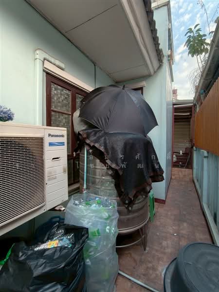 Moobaan Piyawararom Khlong 4 : หมู่บ้านปิยวรารมย์ คลอง 4, ปทุมธานี, ถนน ไสวประชาราษฎร์, บึงยี่โถ, ธัญบุรี, ปทุมธานี, 150 ตร.ม., ทาวน์เฮ้าส์ ขาย, โดย คุณ อมรศักดิ์ จารุตไชยพัฒน์ (ดุ่ย), 500262442 - DDproperty.com