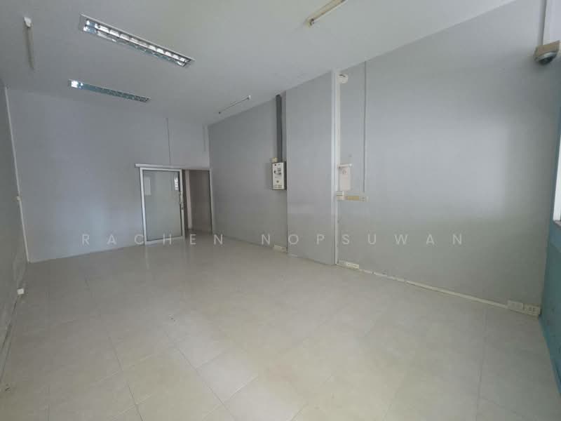For rent: 4-story commercial building, opposite YWCA, with 3 large rooms and 2 small rooms,, Songkhla, Hat-Yai, Hat Yai, Songkhla, , 400 sqm, Shophouse For Rent, by Rachen Nopsuwan, 500262456 - DDproperty.com