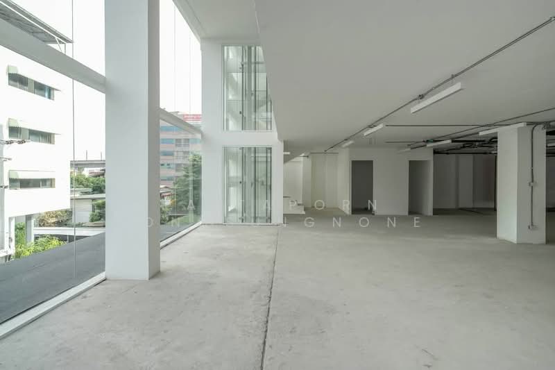 1-BR House, Bangkok, Bang Kapi, Huai Khwang, Bangkok, 1 Bedroom, 1,500 sqm, Single Detached House For Sale, by Pattaporn Yongsungnone, 500262491 - DDproperty.com