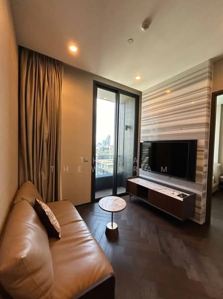 The Esse Sukhumvit 36, Bangkok, Soi Sukhumvit 36, Sukhumvit Road, Phra Kanong, Khlong Toei, Bangkok, 1 Bedroom, 38 sqm, Condo For Rent, by Thida Thewinram, 500262492 - DDproperty.com