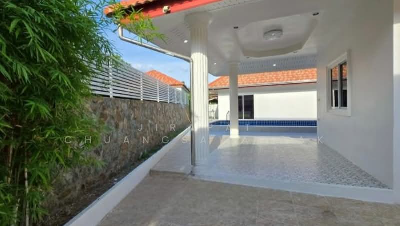 4-BR Villa, Chon Buri (Pattaya), Poong, Bang Lamung (Pattaya), Chon Buri (Pattaya), 4 Bedrooms, 588 sqm, Villa For Sale, by Jirapat Chuangsawadsak, 500262501 - DDproperty.com