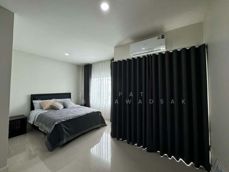 3-BR Townhouse, Chon Buri (Pattaya), Nong Pru, Bang Lamung (Pattaya), Chon Buri (Pattaya), 3 Bedrooms, 80 sqm, Townhouse For Sale, by Jirapat Chuangsawadsak, 500262513 - DDproperty.com