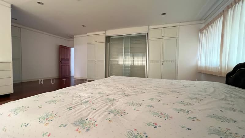 Tower Park, Bangkok, 88 Soi Sukhumvit 3, Sukhumvit Road, Khlongtoei Nua, Watthana, Bangkok, 3 Bedrooms, 283 sqm, Condo For Sale, by Nuttharom Linla, 500262536 - DDproperty.com