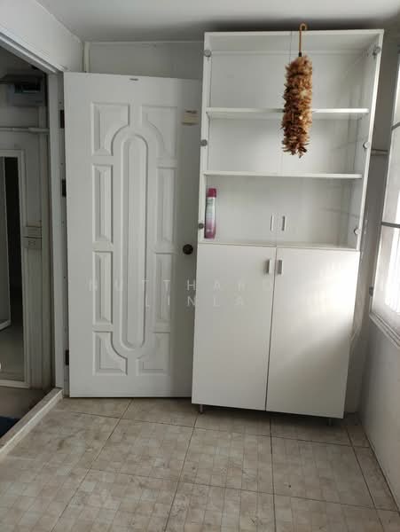 3-BR Townhouse, Bangkok, Phra Kanong Nua, Watthana, Bangkok, 3 Bedrooms, 200 sqm, Townhouse For Sale, by Nuttharom Linla, 500262581 - DDproperty.com