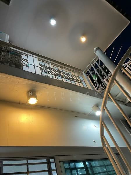 3-BR Townhouse, Bangkok, Phra Kanong Nua, Watthana, Bangkok, 3 Bedrooms, 200 sqm, Townhouse For Sale, by Nuttharom Linla, 500262581 - DDproperty.com