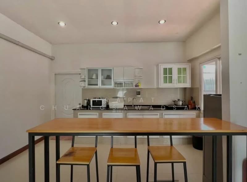 3-BR House, Chon Buri (Pattaya), Nong Pru, Bang Lamung (Pattaya), Chon Buri (Pattaya), 3 Bedrooms, 340 sqm, Single Detached House For Rent, by Jirapat Chuangsawadsak, 500262599 - DDproperty.com