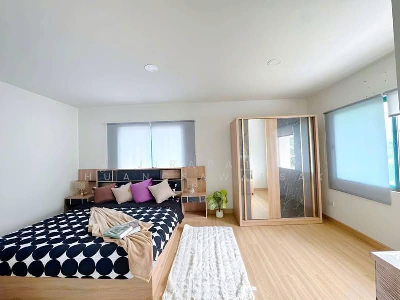 Life In The Garden Rongpo-Motorway : ไลฟ อิน เดอะ การ์เด้น โรงโป๊ะ-มอเตอร์เวย์, ชลบุรี, ซอยบางละมุง 25 (โรงโป๊ะ), ตะเคียนเตี้ย, บางละมุง, ชลบุรี, 176 ตร.ม., บ้านเดี่ยว ให้เช่า, โดย Jirapat Chuangsawadsak, 500262603 - DDproperty.com