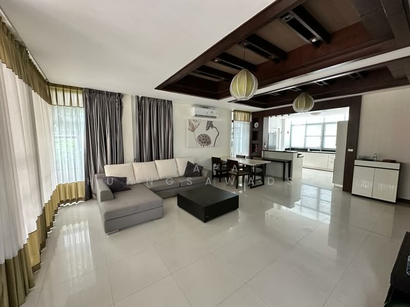 The Village Housing Estate by Horseshoe Point : เดอะ วิลเลจ เฮ้าส์ซิ่ง เอสเตท โดย ฮอร์สชู พอยท์, ชลบุรี, ถนนทุ่งกลม-ห้วยตาหนู, หนองปรือ, บางละมุง, ชลบุรี, 270 ตร.ม., บ้านเดี่ยว ให้เช่า, โดย Jirapat Chuangsawadsak, 500262616 - DDproperty.com