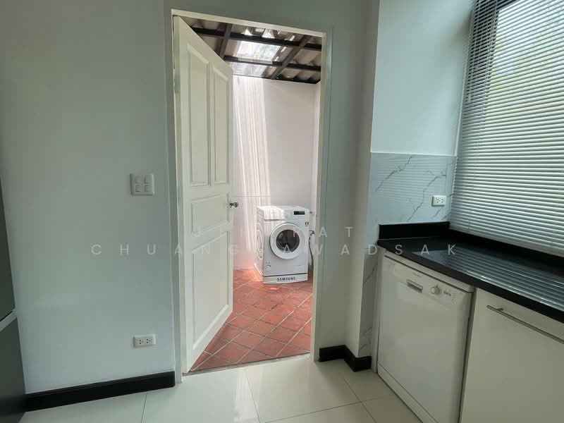 The Village Housing Estate by Horseshoe Point, Chon Buri (Pattaya), Toongklom-Huaytanoo Road, Nong Pru, Bang Lamung (Pattaya), Chon Buri (Pattaya), 4 Bedrooms, 270 sqm, Single Detached House For Rent, by Jirapat Chuangsawadsak, 500262616 - DDproperty.com