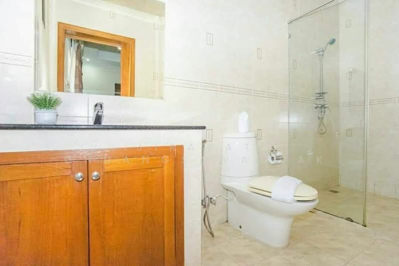 5-BR Villa, Chon Buri (Pattaya), Nong Pru, Bang Lamung (Pattaya), Chon Buri (Pattaya), 5 Bedrooms, 250 sqm, Villa For Rent, by Jirapat Chuangsawadsak, 500262661 - DDproperty.com