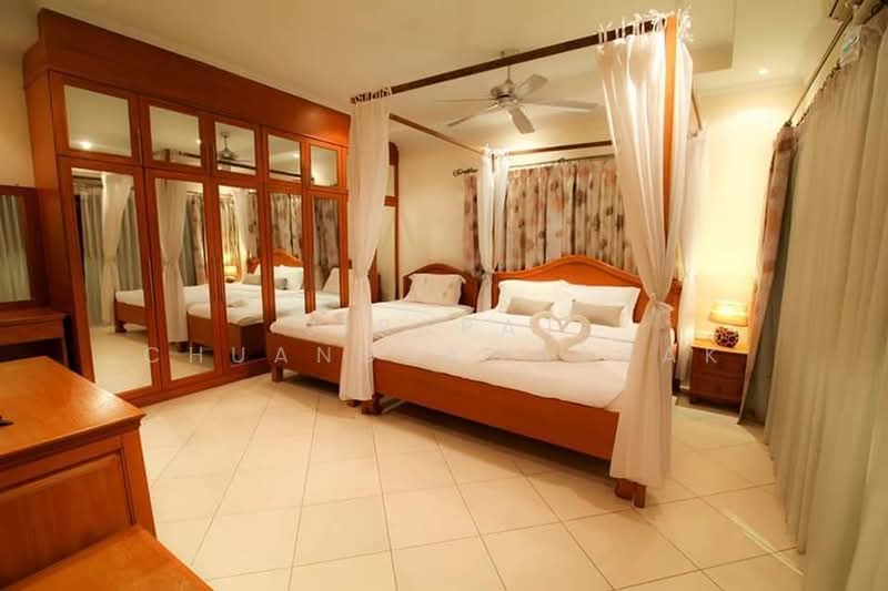 5-BR Villa, Chon Buri (Pattaya), Nong Pru, Bang Lamung (Pattaya), Chon Buri (Pattaya), 5 Bedrooms, 250 sqm, Villa For Rent, by Jirapat Chuangsawadsak, 500262661 - DDproperty.com