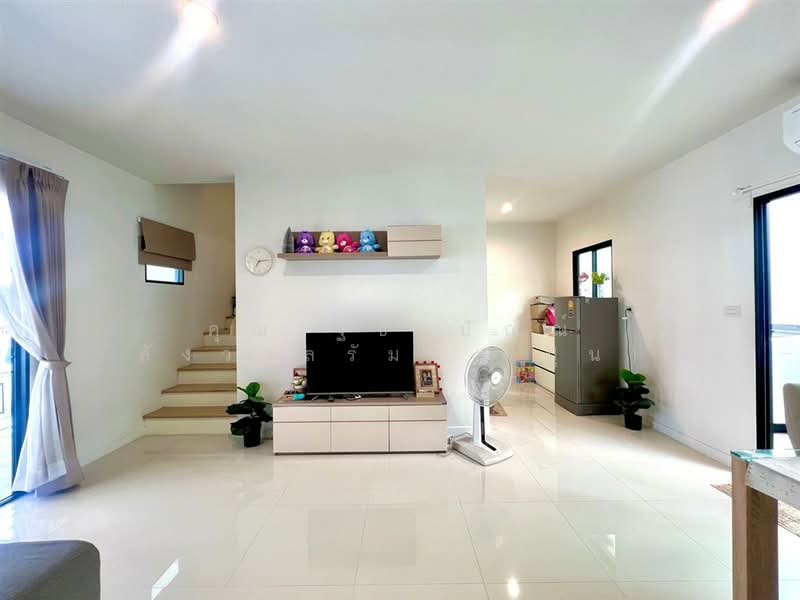 ยูนิโอ ทาวน์ เพชรเกษม 110, Bangkok, ถนนเพชรเกษม, Nong Kang Plu, Nong Khaem, Bangkok, 3 Bedrooms, 120 sqm, Townhouse For Sale, by คุณ ฐิชาปัณณ์ สังวาลรัมย์ (ปูน), 500262669 - DDproperty.com