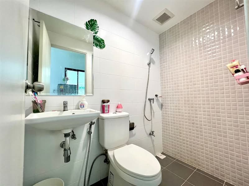 ยูนิโอ ทาวน์ เพชรเกษม 110, Bangkok, ถนนเพชรเกษม, Nong Kang Plu, Nong Khaem, Bangkok, 3 Bedrooms, 120 sqm, Townhouse For Sale, by คุณ ฐิชาปัณณ์ สังวาลรัมย์ (ปูน), 500262669 - DDproperty.com