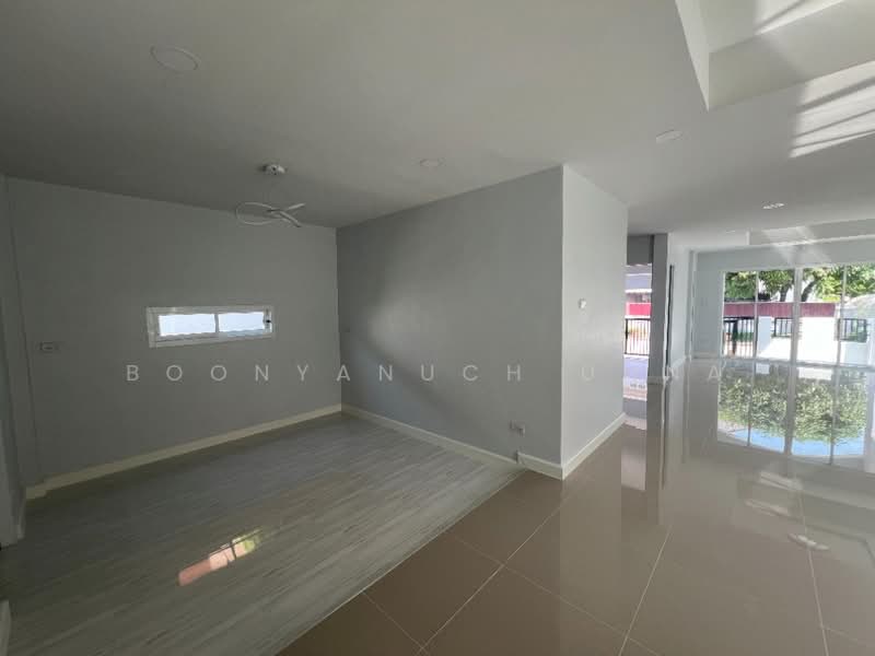 3-BR House, Chon Buri (Pattaya), Huai Kapi, Muang Chon Buri, Chon Buri (Pattaya), 3 Bedrooms, 204 sqm, Single Detached House For Sale, by Boonyanuch Unna, 500262690 - DDproperty.com
