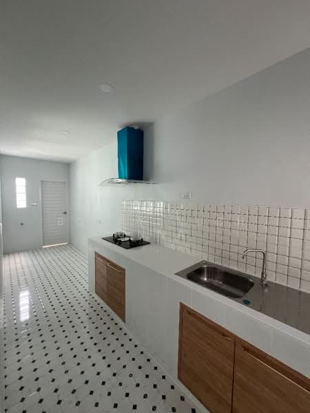 3-BR House, Chon Buri (Pattaya), Huai Kapi, Muang Chon Buri, Chon Buri (Pattaya), 3 Bedrooms, 204 sqm, Single Detached House For Sale, by Boonyanuch Unna, 500262690 - DDproperty.com