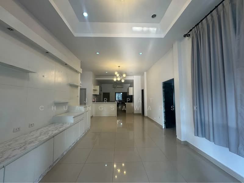 3-BR House, Chon Buri (Pattaya), Nong Pru, Bang Lamung (Pattaya), Chon Buri (Pattaya), 3 Bedrooms, 150 sqm, Single Detached House For Rent, by Jirapat Chuangsawadsak, 500262695 - DDproperty.com