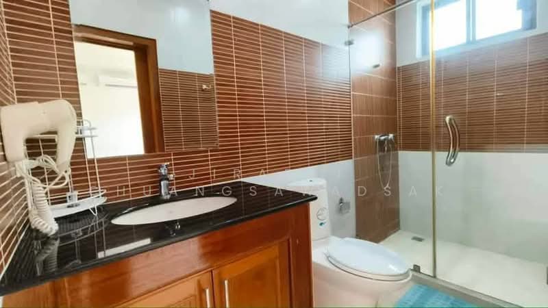 undefined, Chon Buri (Pattaya), Nong Pru, Bang Lamung (Pattaya), Chon Buri (Pattaya), 4 Bedrooms, 300 sqm, Villa For Rent, by Jirapat Chuangsawadsak, 500262700 - DDproperty.com