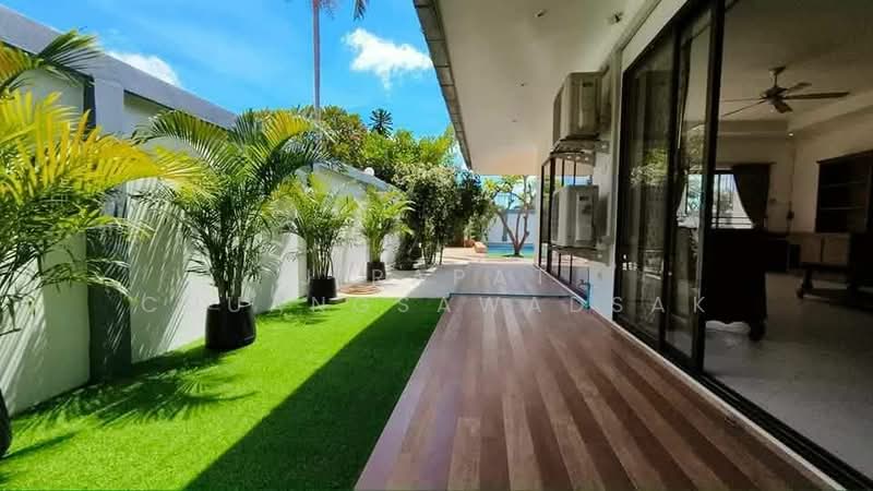 undefined, Chon Buri (Pattaya), Nong Pru, Bang Lamung (Pattaya), Chon Buri (Pattaya), 4 Bedrooms, 300 sqm, Villa For Rent, by Jirapat Chuangsawadsak, 500262700 - DDproperty.com