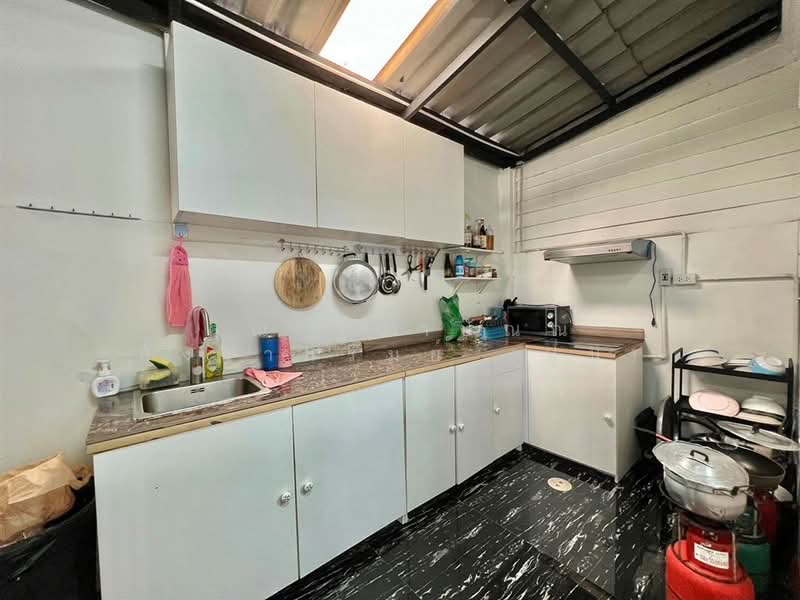 พฤกษาวิลล์53/2 สะแกงาม-พระราม2, Bangkok, ถนนพระราม2, Samae Dam, Bang Khun Thian, Bangkok, 3 Bedrooms, 130 sqm, Townhouse For Sale, by คุณ ฐิชาปัณณ์ สังวาลรัมย์ (ปูน), 500262711 - DDproperty.com
