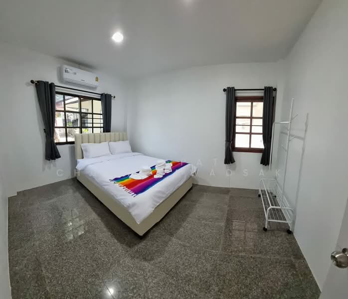 6-BR House, Prachuap Khiri Khan, Hua Hin, Hua Hin, Prachuap Khiri Khan, 6 Bedrooms, 450 sqm, Single Detached House For Rent, by Jirapat Chuangsawadsak, 500262744 - DDproperty.com