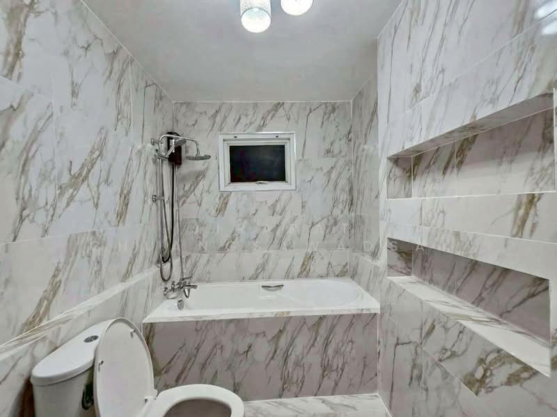 undefined, Chon Buri (Pattaya), Nong Pru, Bang Lamung (Pattaya), Chon Buri (Pattaya), 4 Bedrooms, 382 sqm, Single Detached House For Rent, by Jirapat Chuangsawadsak, 500262774 - DDproperty.com