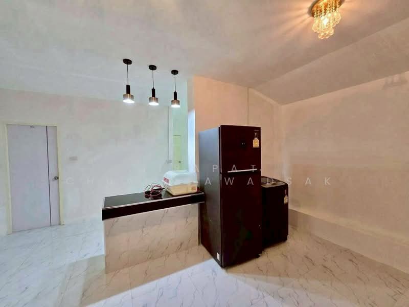 undefined, Chon Buri (Pattaya), Nong Pru, Bang Lamung (Pattaya), Chon Buri (Pattaya), 4 Bedrooms, 382 sqm, Single Detached House For Rent, by Jirapat Chuangsawadsak, 500262774 - DDproperty.com