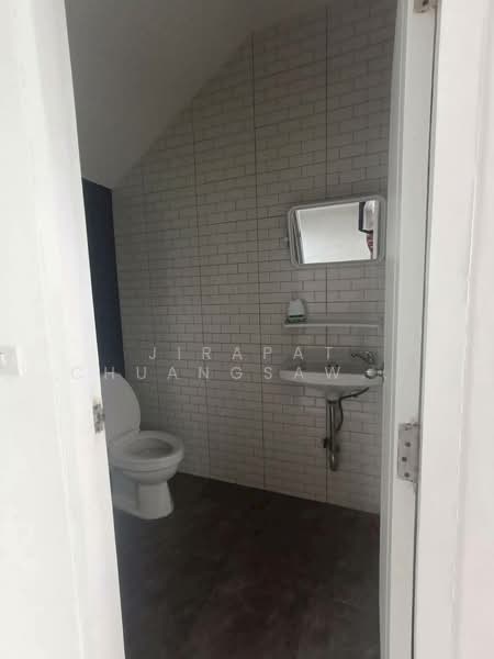 ทาวน์เฮ้าส์ 2-ห้องนอน, ชลบุรี, โป่ง, บางละมุง, ชลบุรี, 141 ตร.ม., ทาวน์เฮ้าส์ ให้เช่า, โดย Jirapat Chuangsawadsak, 500262806 - DDproperty.com