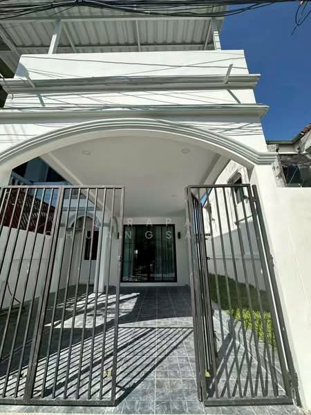 3-BR Townhouse, Chon Buri (Pattaya), Nong Pru, Bang Lamung (Pattaya), Chon Buri (Pattaya), 3 Bedrooms, 144 sqm, Townhouse For Rent, by Jirapat Chuangsawadsak, 500262811 - DDproperty.com