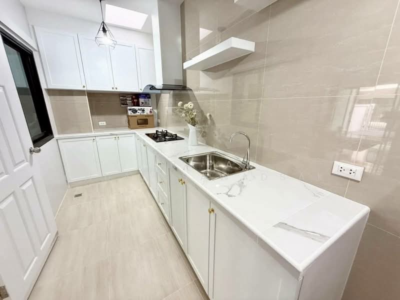 Zensiri Midtown Villas, Chon Buri (Pattaya), Soi 22 Chalemphrakiat, Nong Pru, Bang Lamung (Pattaya), Chon Buri (Pattaya), 3 Bedrooms, 150 sqm, Single Detached House For Rent, by Jirapat Chuangsawadsak, 500262816 - DDproperty.com