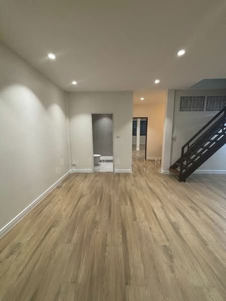 บ้าน 3-ห้องนอน, กรุงเทพ, คลองเจ้าคุณสิงห์, วังทองหลาง, กรุงเทพ, 230 ตร.ม., บ้านเดี่ยว ให้เช่า, โดย Suthasin Boonkong, 500262847 - DDproperty.com