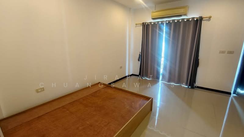 3-BR Townhouse, Chon Buri (Pattaya), Nong Pru, Bang Lamung (Pattaya), Chon Buri (Pattaya), 3 Bedrooms, 263 sqm, Townhouse For Sale, by Jirapat Chuangsawadsak, 500262899 - DDproperty.com