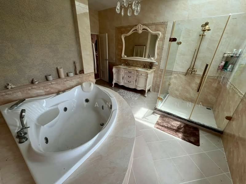 Baan Dusit Pattaya Garden, Chon Buri (Pattaya), Huai Yai, Bang Lamung (Pattaya), Chon Buri (Pattaya), 3 Bedrooms, 350 sqm, Single Detached House For Sale, by Boonyanuch Unna, 500262902 - DDproperty.com