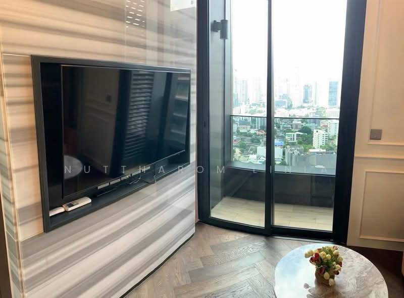The Esse Sukhumvit 36, Bangkok, Soi Sukhumvit 36, Sukhumvit Road, Phra Kanong, Khlong Toei, Bangkok, 1 Bedroom, 38 sqm, Condo For Sale, by Nuttharom Linla, 500262905 - DDproperty.com