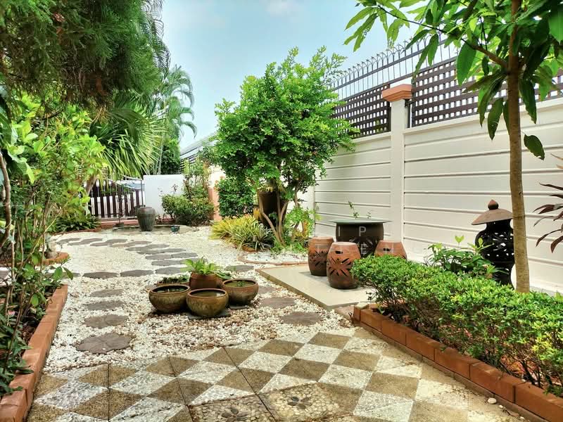 Kranwadee Phutthamonthon Sai 3, Bangkok, Phutthamonthon 3 Road, Bang Phai, Bang Khae, Bangkok, 3 Bedrooms, 270 sqm, Single Detached House For Sale, by Pronthip Wattanasatiengul, 500262911 - DDproperty.com